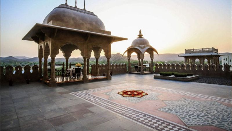 Rajasthan government crisis, Congress MLAs are staying at this Fairmont Hotel in Jaipur, see some unseen pictures kpa