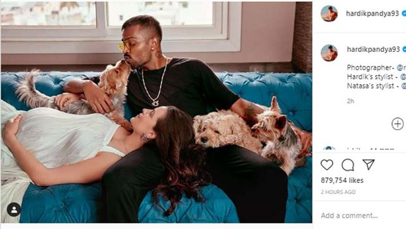 Hardik Pandya Twitter post goes viral Natasa Stankovic was seen lying on his lap kpl