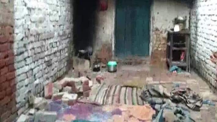 Three Died After House collapsed in mahaboobnagar Three Died After House collapsed in mahaboobnagar