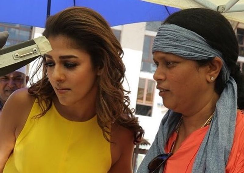 மொனிட்டர் பார்க்கும் நயன் மற்றும் பிருந்தா மாஸ்டர் 