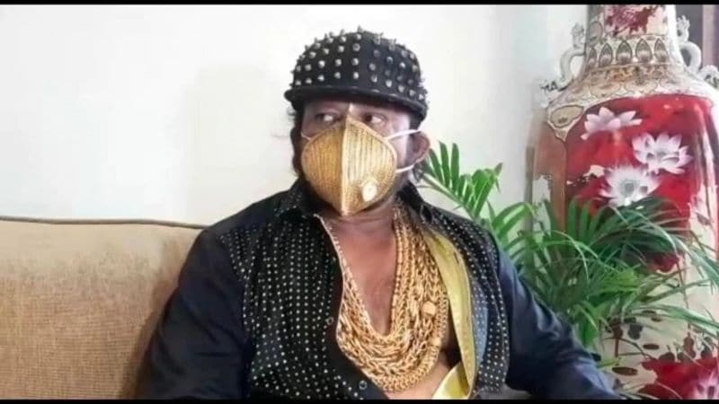 Odisha A businessman in Cuttack made a gold mask in Corona kpn