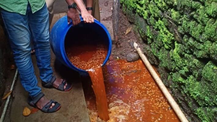 80 litres of wash seized in Kozhikode District 80 litres of wash seized in Kozhikode District