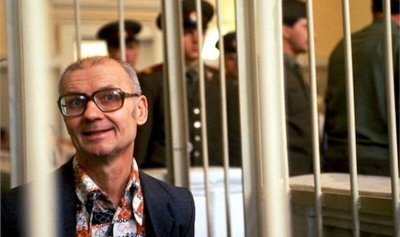 the cannibal student rapist  killer school teacher in russia who was known as the butcher of rostov