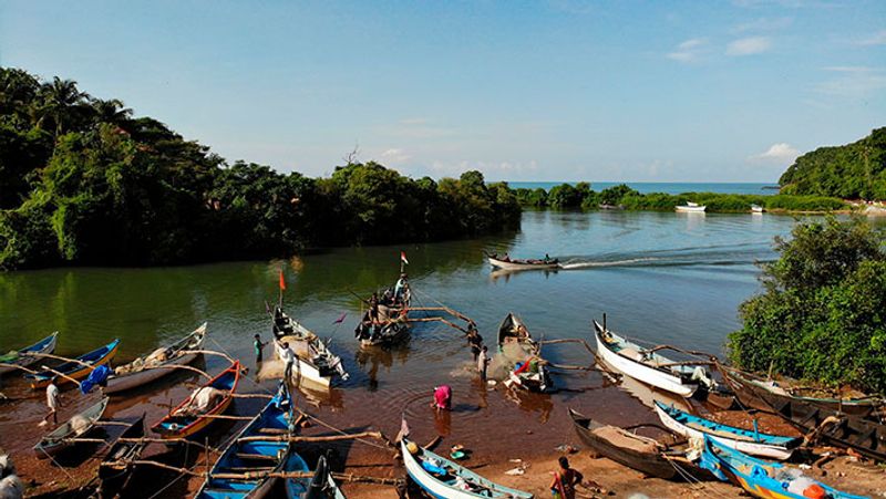Corona Goa tourism and film stars, see some rare photographs of Goa and Panaji kpa