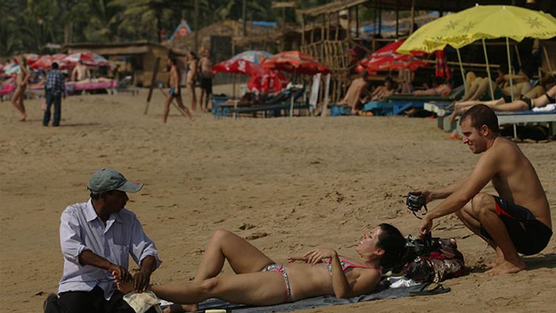 Corona Goa tourism and film stars, see some rare photographs of Goa and Panaji kpa