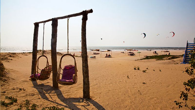 Corona Goa tourism and film stars, see some rare photographs of Goa and Panaji kpa