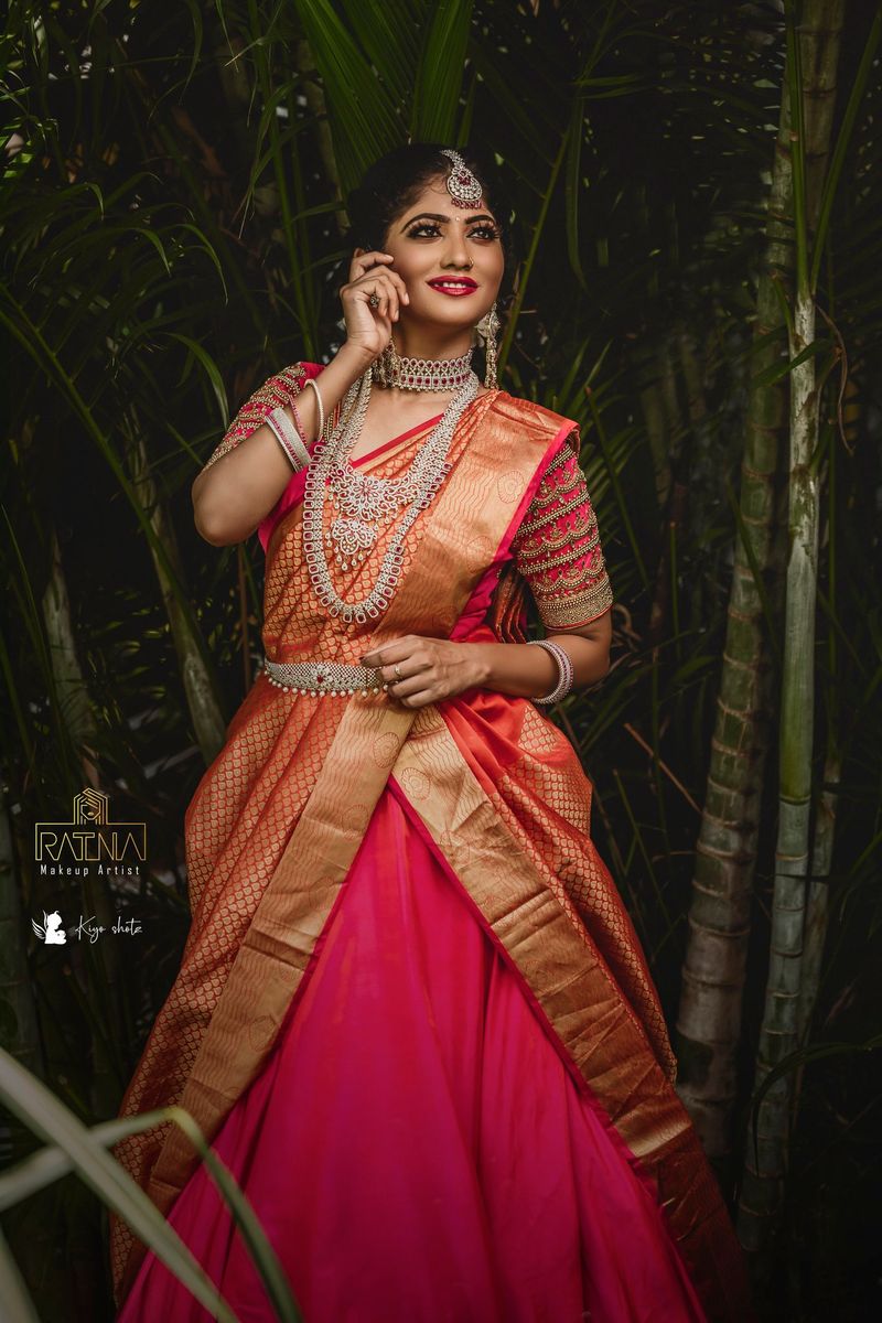 மணப்பெண் கெட்டப்பில் அள்ளுதே அழகு 