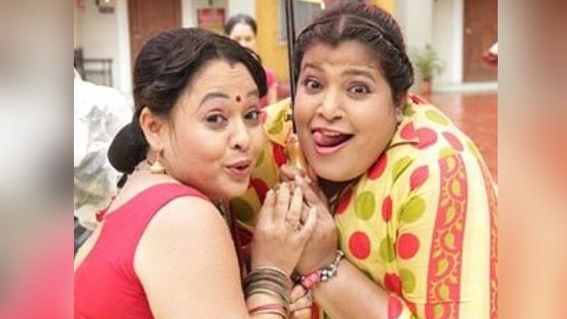 Taarak Mehta Ka Ooltah Chashmah Madhavi Bhabhi aka sonalika joshi Smoking photos viral some real life facts KPJ