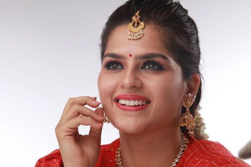 Allu Arjun Gangotri movie Child Artist Kavya ready to hit silver screen as heroine
