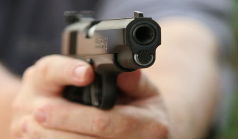 woman tried killing boyfriend as he never used to fight with girlfriend kph