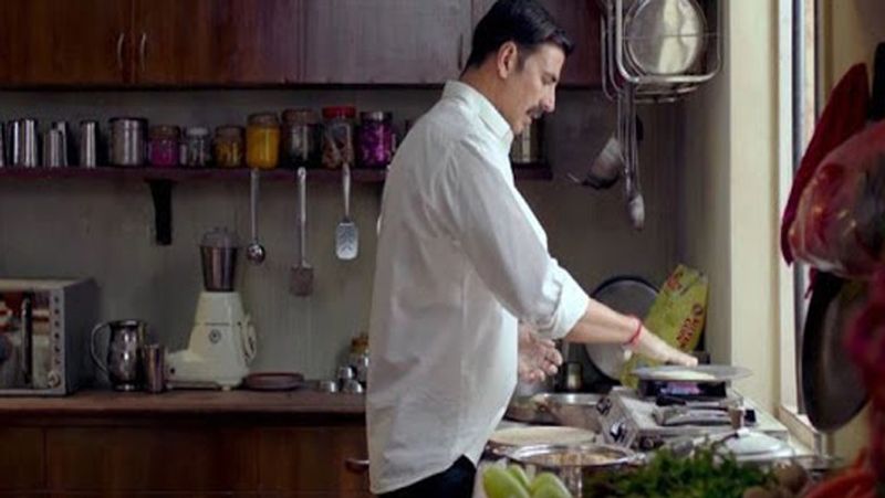 52 year old Akshay Kumar took charge of home kitchen with son this was wife Twinkle khanna reactoin KPJ