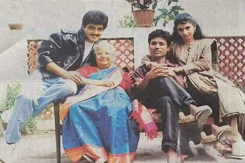 வாலி படத்தில் வரும் காட்சி இயக்குனராக இருக்கும் பொழுது எடுத்த புகைப்படம் 