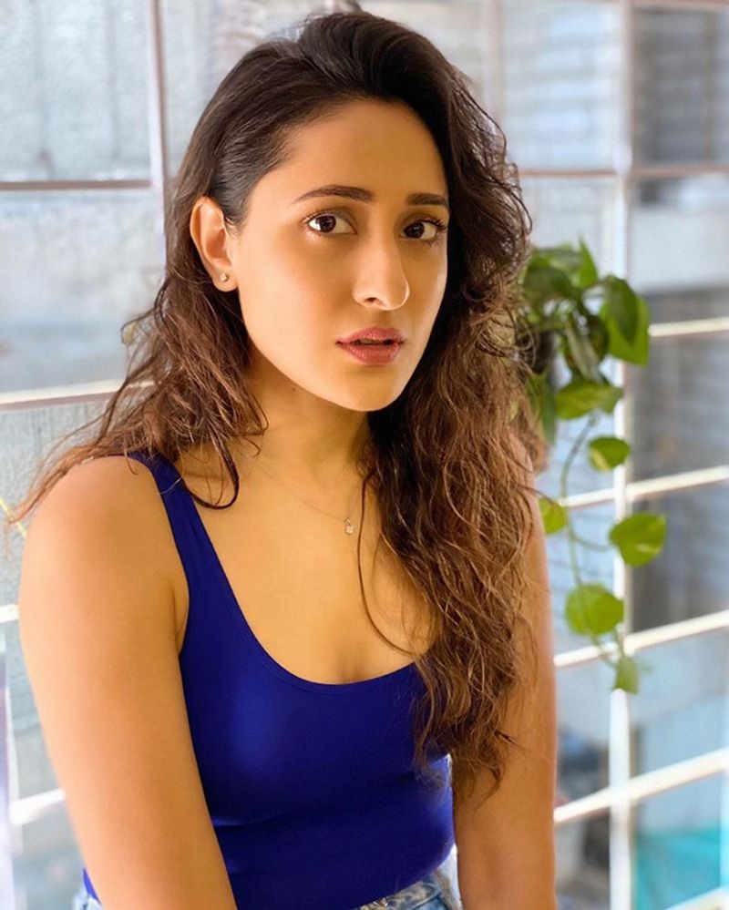 Pragya Jaiswal decided to give a glamour feast