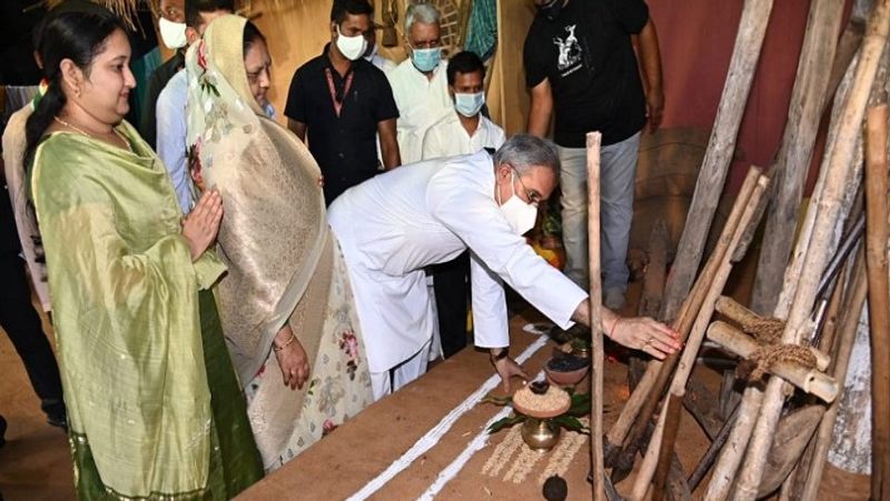 chhattisgarh chief minister bhupesh baghel celebrated hareli festival and launch godhan nyay yojana kpr