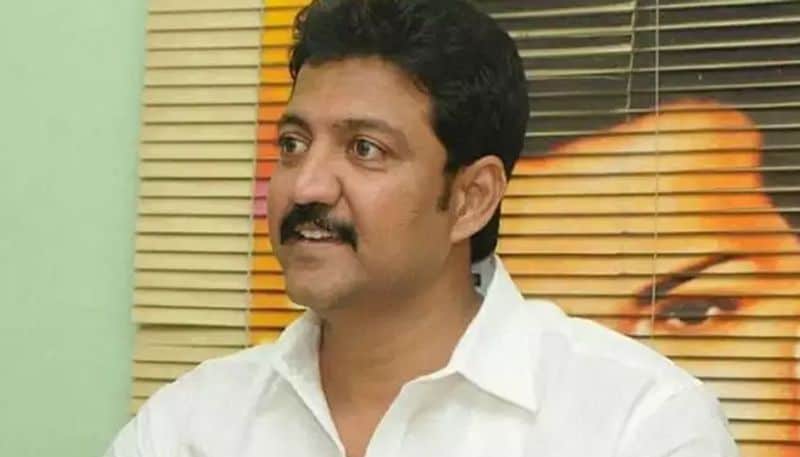 Vallabhaneni Vamsi expresses confidence on YS Jagan