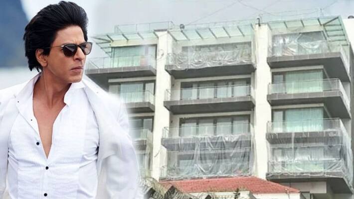 Shah Rukh Khan home Mannat Covered Plastic Sheet Shah Rukh Khan home Mannat Covered Plastic Sheet