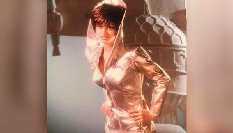 When Rajinikanth was scared to romance with Aishwarya Rai Bachchan because of amitabh bachchan Brd