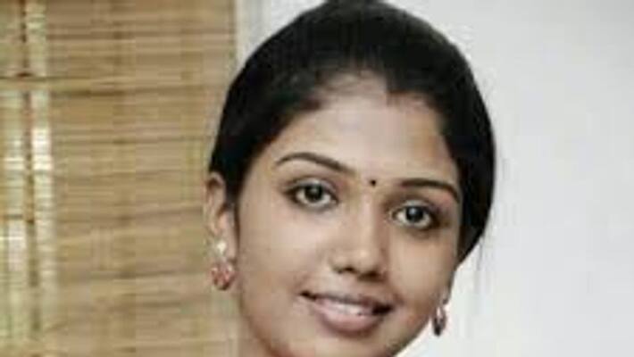 Mistakes and sins that make me a Dalit depend on men ..! Actress Ritvika in pain. !! Mistakes and sins that make me a Dalit depend on men ..! Actress Ritvika in pain. !!