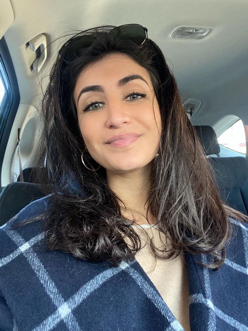 26-year-old TV reporter Nina Kapur dies after falling from rental moped New York