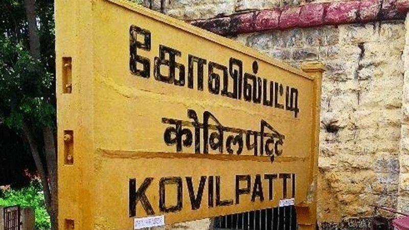 Kovilpatti Woman trapped under train dies