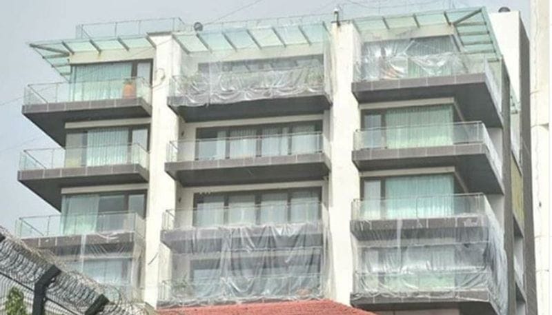 Want to rent a room in Shah Rukh Khan's house Mannat? Here's what it costs