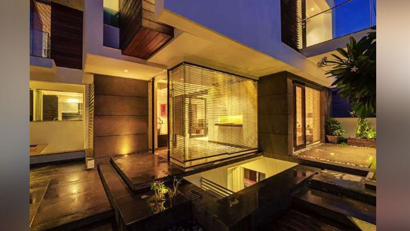 Evergreen star Anil Kapoor luxurious bungalow Inside photos