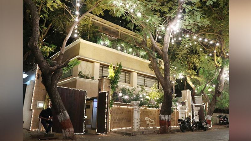Evergreen star Anil Kapoor luxurious bungalow Inside photos