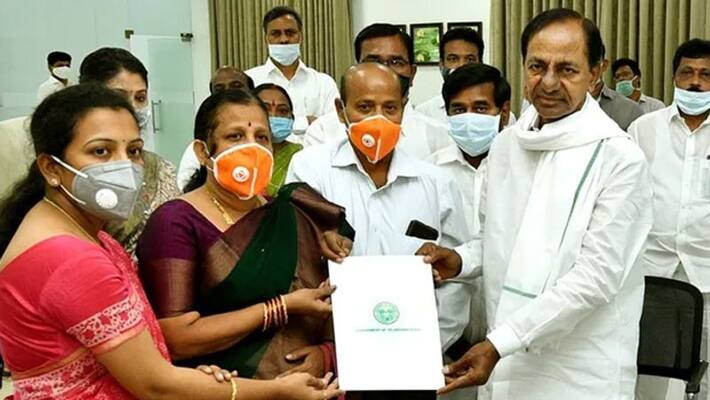 Telangana govt appoints Galwan martyr Colonel B Santosh Babus wife as deputy collector BSS Telangana govt appoints Galwan martyr Colonel B Santosh Babus wife as deputy collector BSS