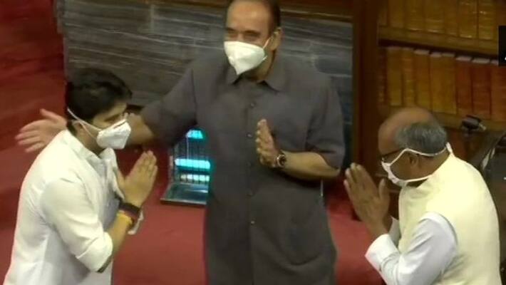 Jyotiraditya Scindia and digvijaya Singh exchange greeting in rajya sabha bsm Jyotiraditya Scindia and digvijaya Singh exchange greeting in rajya sabha bsm
