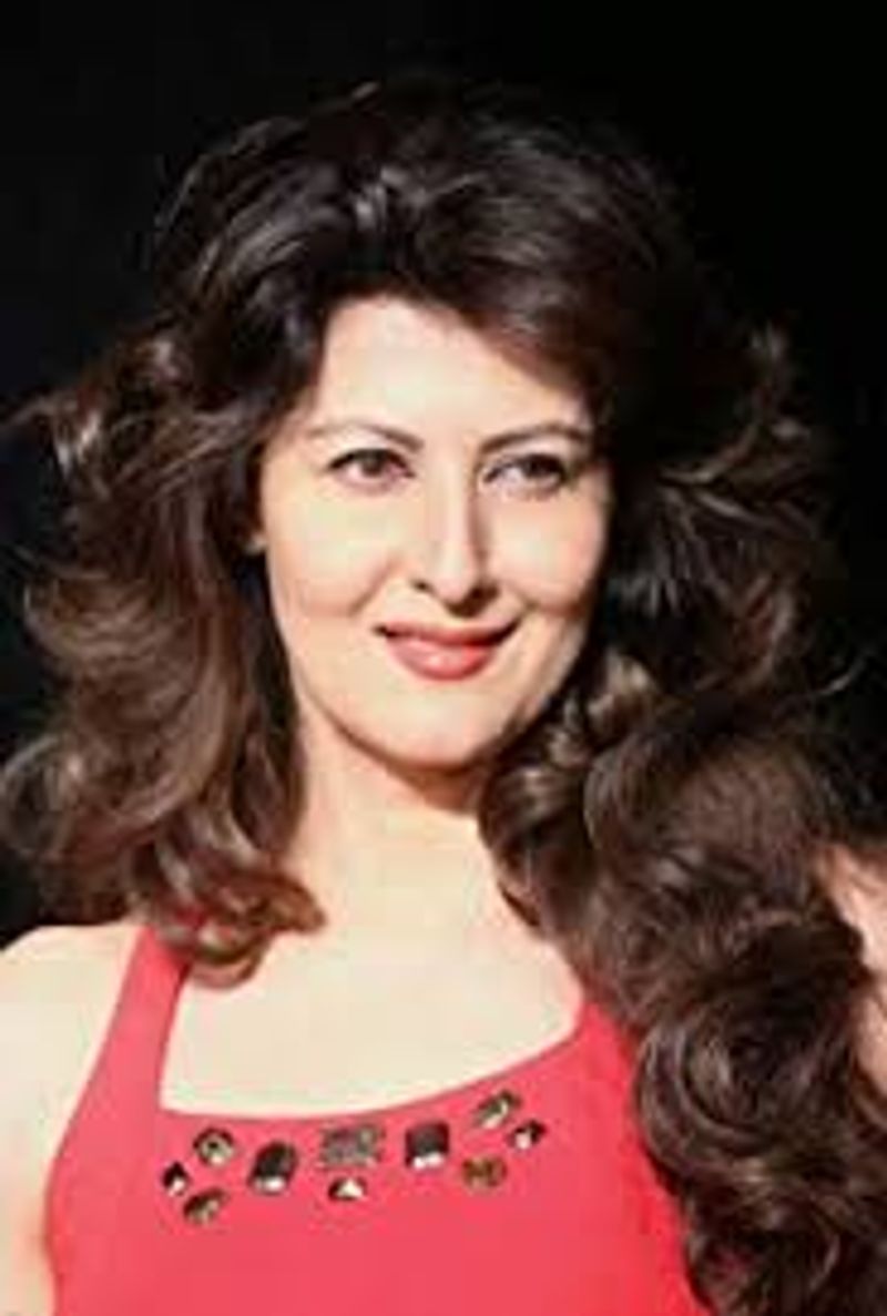After being cheated by Salman khan Sangeeta Bijlani found love in Mohd Azharuddin