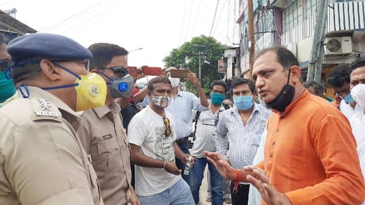 Police arrested bjp leaders who sits on dharna for chopra girl death case BTD Police arrested bjp leaders who sits on dharna for chopra girl death case BTD
