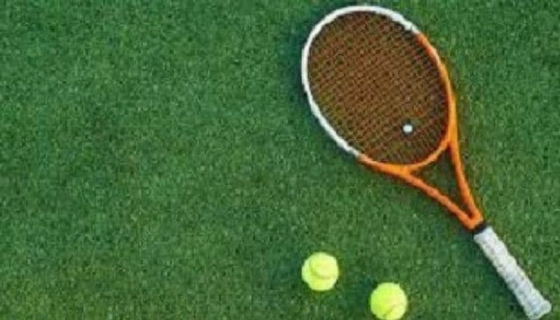 Sport:
Pack in a two-in-one punch by combining a sport of your choice. At least this way you burn your calories while playing competitively. Good for the mind, and good for the body.
