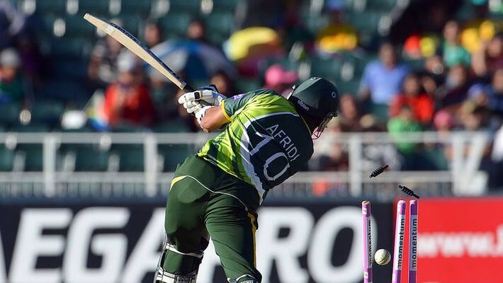 Shahid Afridi was unable to bowl or bat says Aamer Sohail Shahid Afridi was unable to bowl or bat says Aamer Sohail
