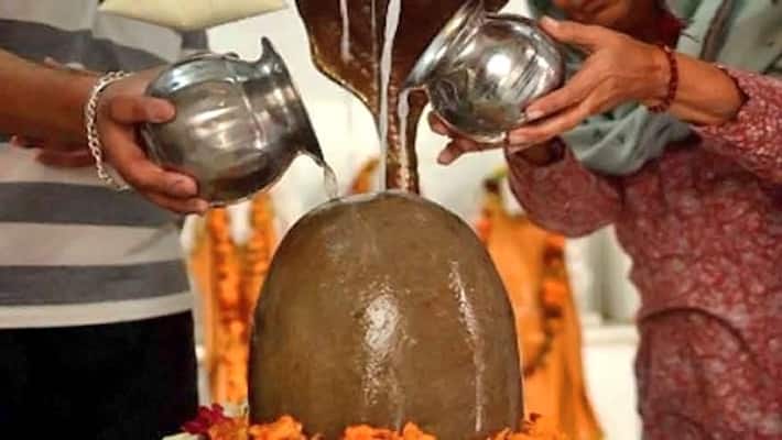 This year 5 Mondays in the month of Shravan Worship Mahadev to remove financial problems BDD This year 5 Mondays in the month of Shravan Worship Mahadev to remove financial problems BDD