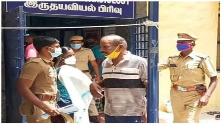Jayaraj bennix case arrested by Corona infection to police officer Jayaraj bennix case arrested by Corona infection to police officer