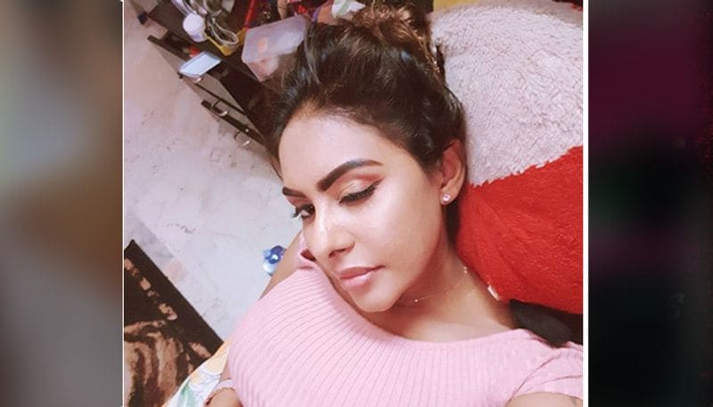 Controversial Actress Sri Reddy on Power Star, Parannageevi Issue