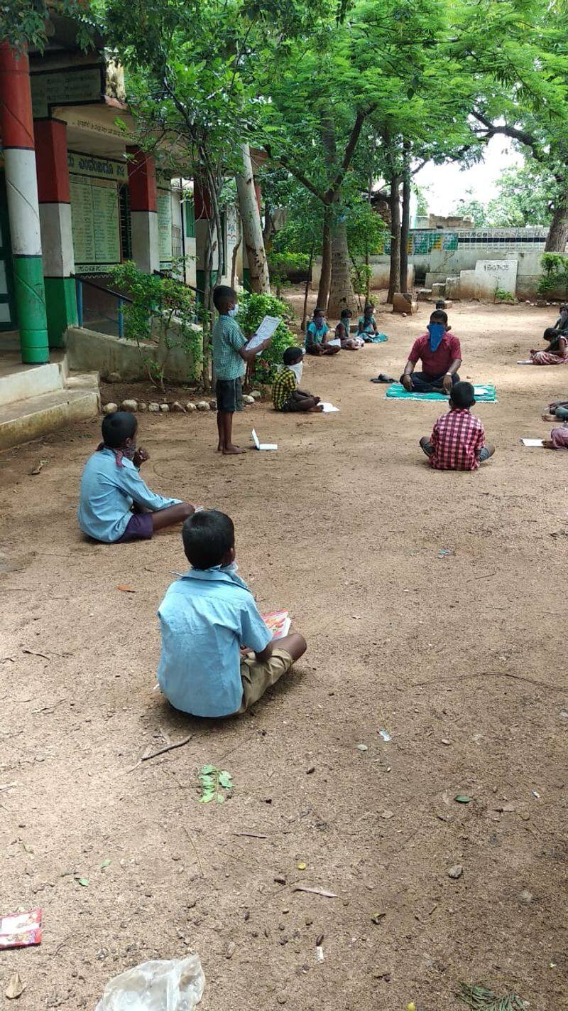 Teacher Lesson to Students Maintaining Social Distance in Koppal District