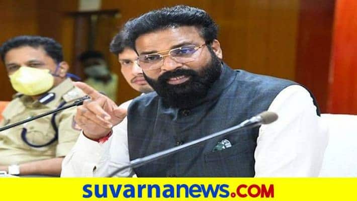 Minister Sriramulu Reacts On nagamohan das committee report of Reservation for ST Minister Sriramulu Reacts On nagamohan das committee report of Reservation for ST