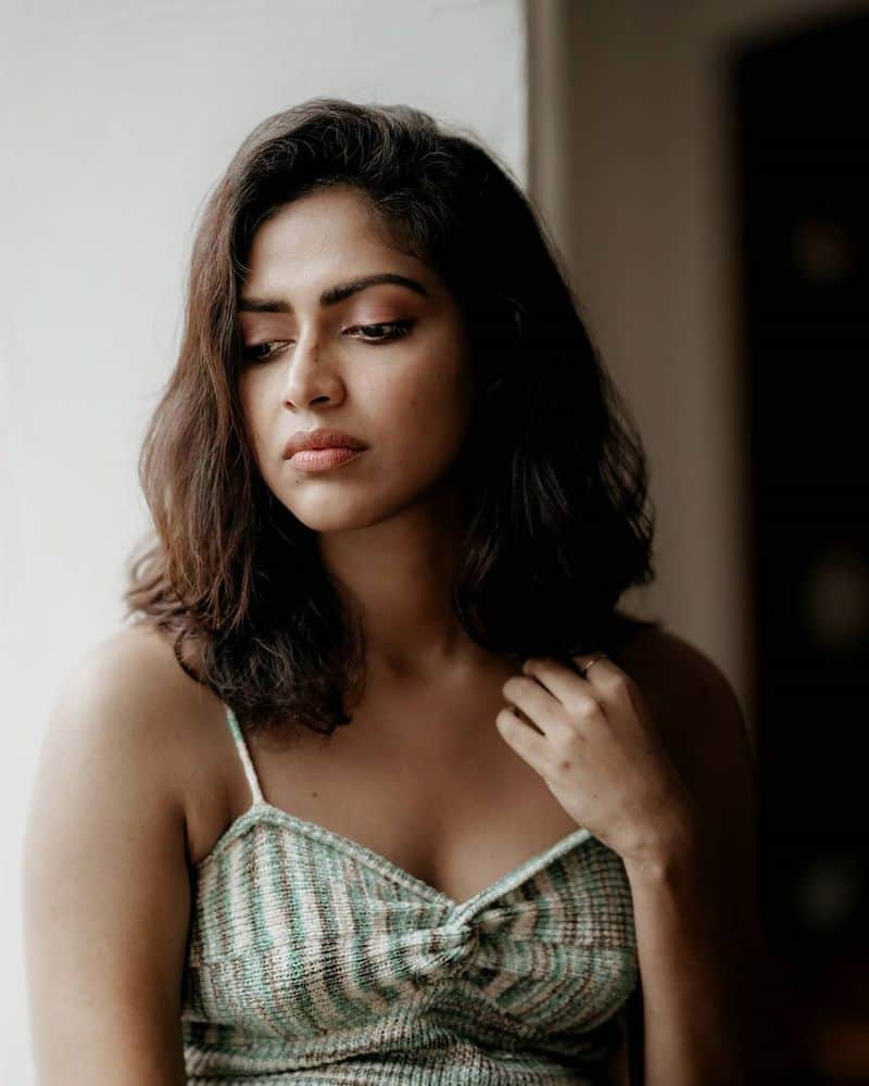 Amala paul Drinking Video With Friends Going Viral