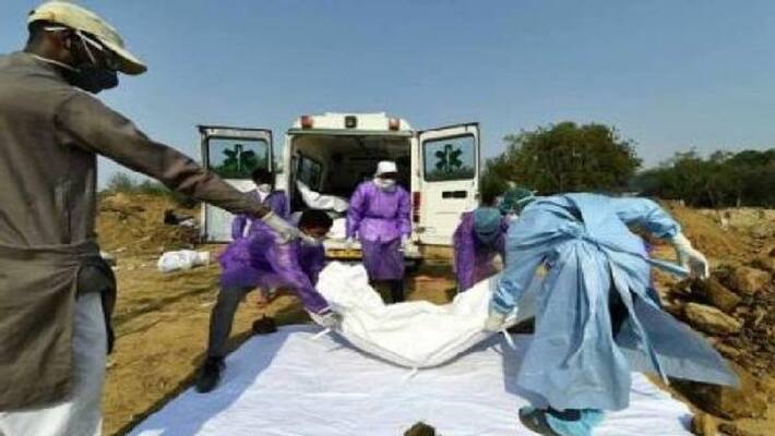 COVID 19: The bodies of Corona patients are burned by pouring petrol in Bihar ASA COVID 19: The bodies of Corona patients are burned by pouring petrol in Bihar ASA