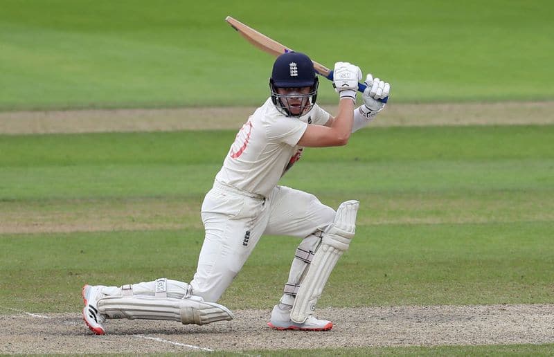 stuart broad quick century leads england to score good score on board in first innings of last test