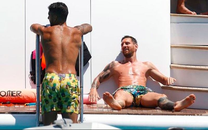 Messi and Suarez got involved in a controversy while on vacation in the Corona epidemic bsp