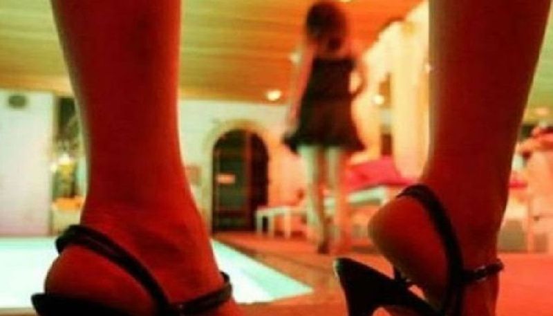 Dirty business was going on in the farm house, girls of West Bengal used to charge one thousand rupees for the body ASA