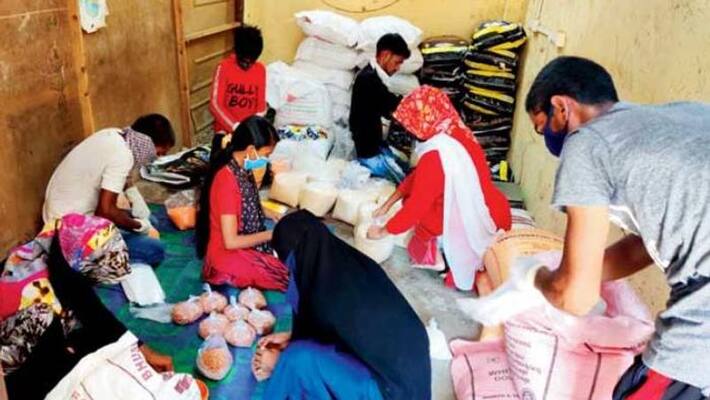 this malad couple spends four lakhs for needy people this malad couple spends four lakhs for needy people