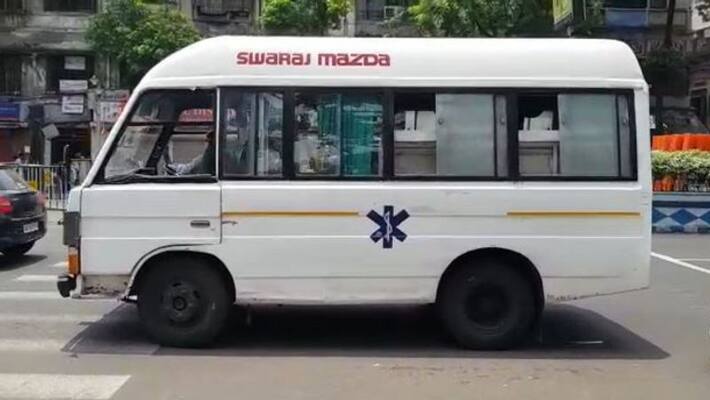 Ambulance drivers-allegedly showing apathy towards patients BRT Ambulance drivers-allegedly showing apathy towards patients BRT