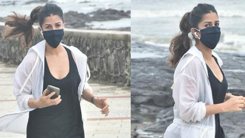 Malaika Arora late night came out of home with her pet Casper for this big reason have a look KPJ