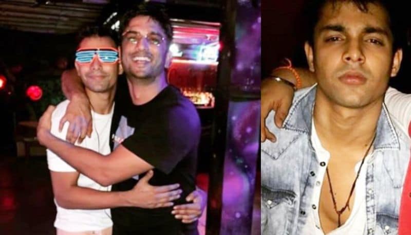 সুশান্তকে নিয়ে সৌভিকের একটি আবেগঘন পোস্টের কারণেই তিনি কটাক্ষের শিকার হন সোশ্যাল মিডিয়ায়। সুশান্তের মৃত্যুর এক মাস পর ইনস্টাগ্রামে একটি ছবি পোস্ট করেছিলেন সৌভিক। 