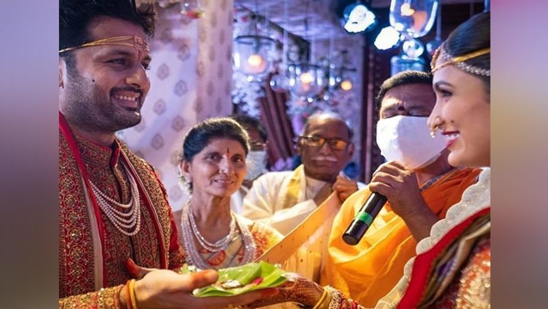 south superstar Nithiin tie knot with long time girlfriend Shalini Kandukuri amid lockdown here is the wedding photos KPJ