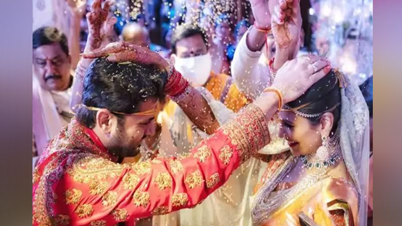 south superstar Nithiin tie knot with long time girlfriend Shalini Kandukuri amid lockdown here is the wedding photos KPJ