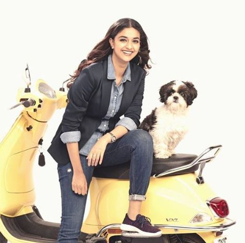 keerthi suresh vijayadasami special photo goes viral